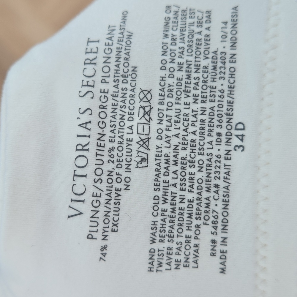 Victoria's Secret Plunge White Bra 34D - Picture 3 of 5